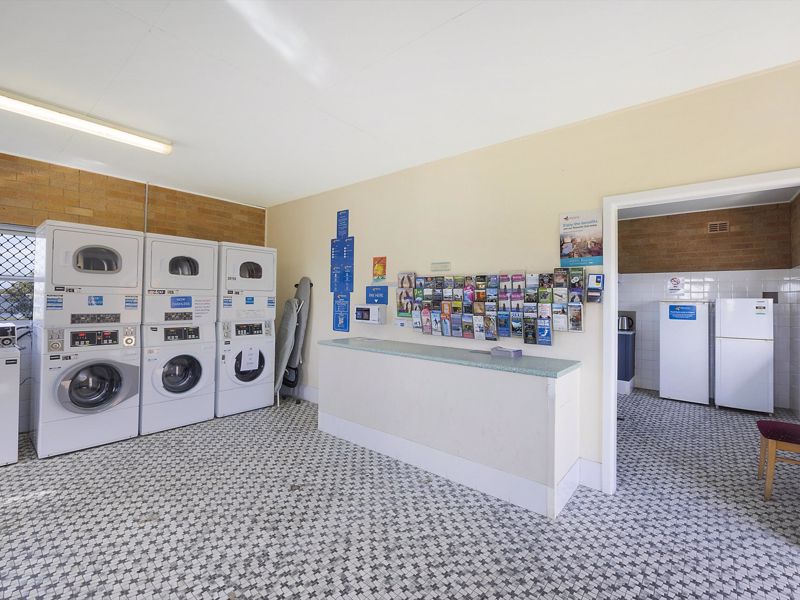 Shaws Bay Holiday Park - Image 4