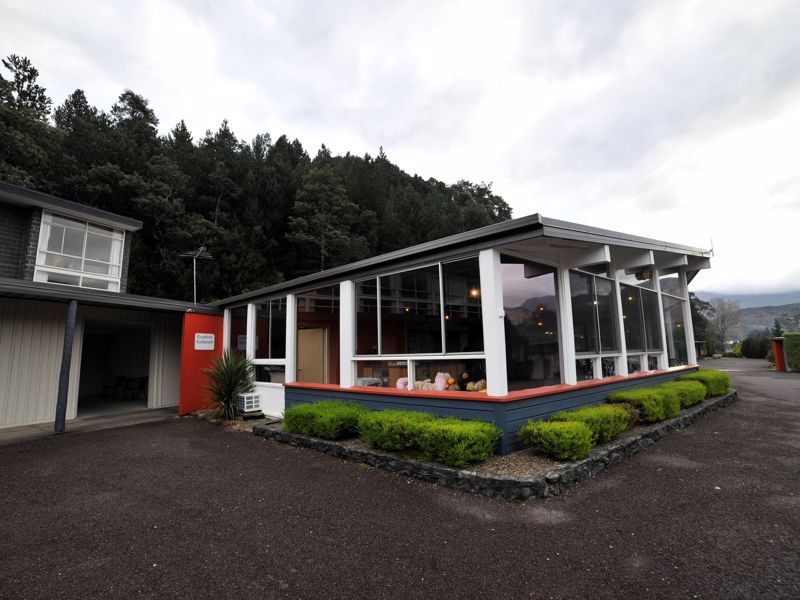 Silver Hills Motel - Image 2