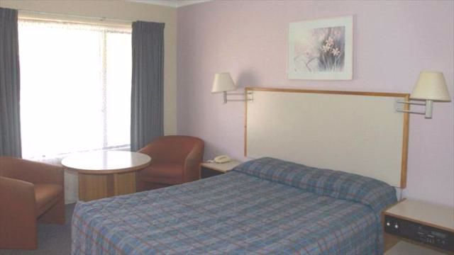 Sleepwell Motel - Image 3