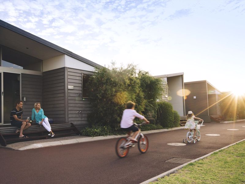 Smiths Beach Resort - Image 2