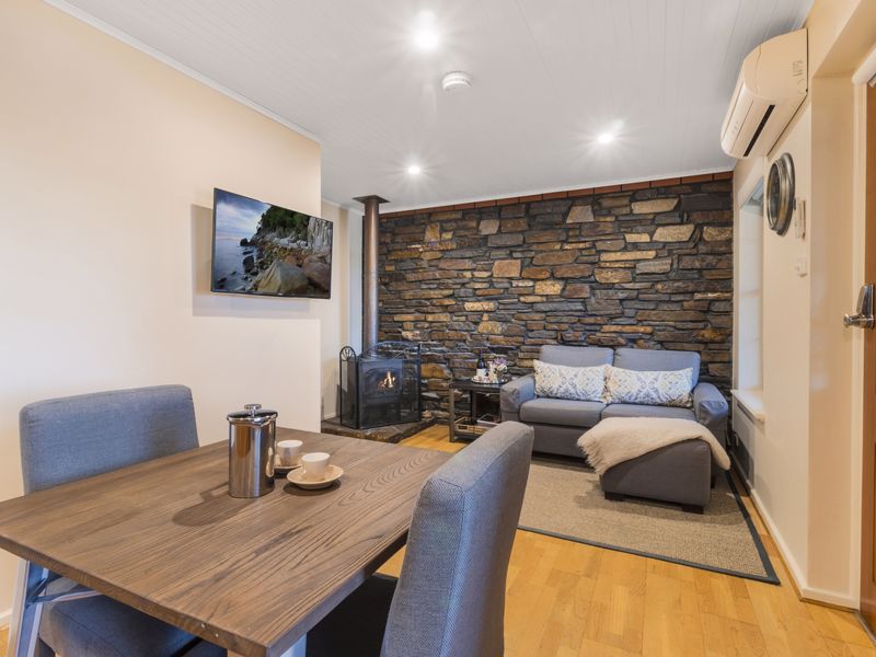 Stonewell Cottages & Vineyards - Image 5