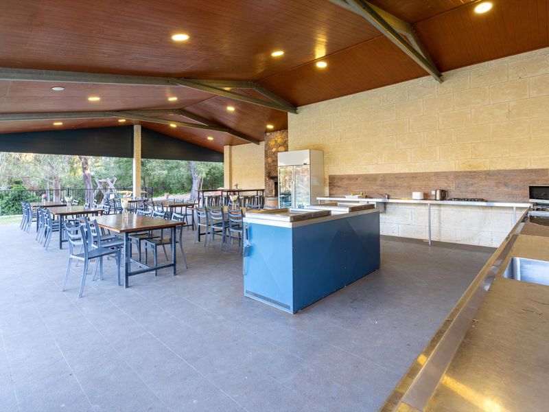 Tasman Holiday Parks Yallingup Caves - Image 2