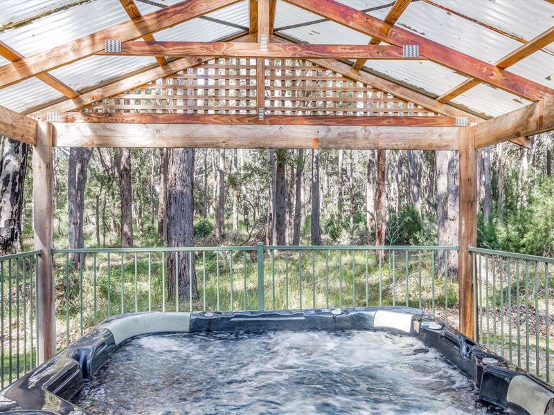 The Grove Distillery Accommodation - Image 2