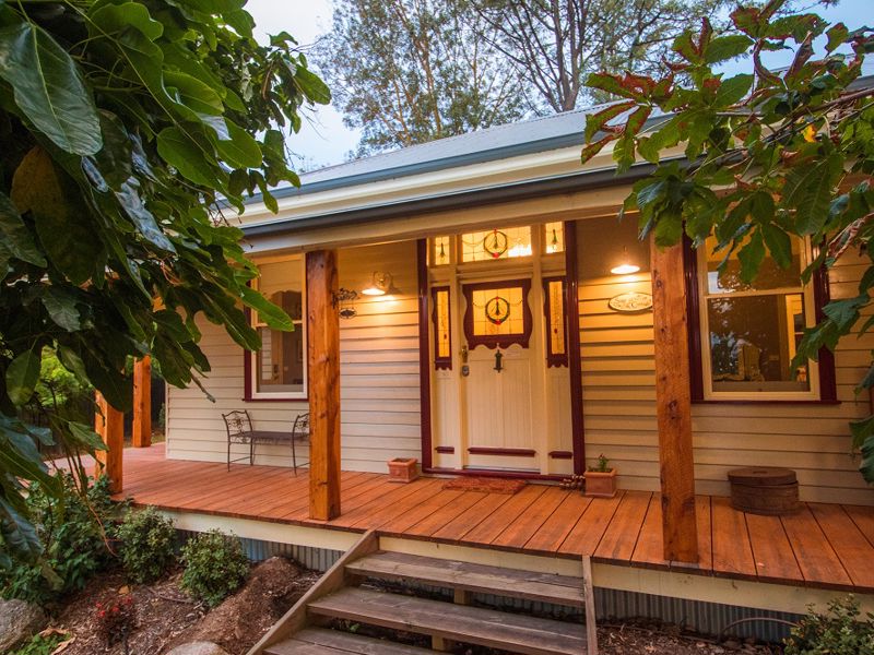 The Oaks Lilydale Accommodation