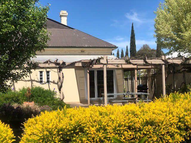 Tin House at Tanunda - Image 3