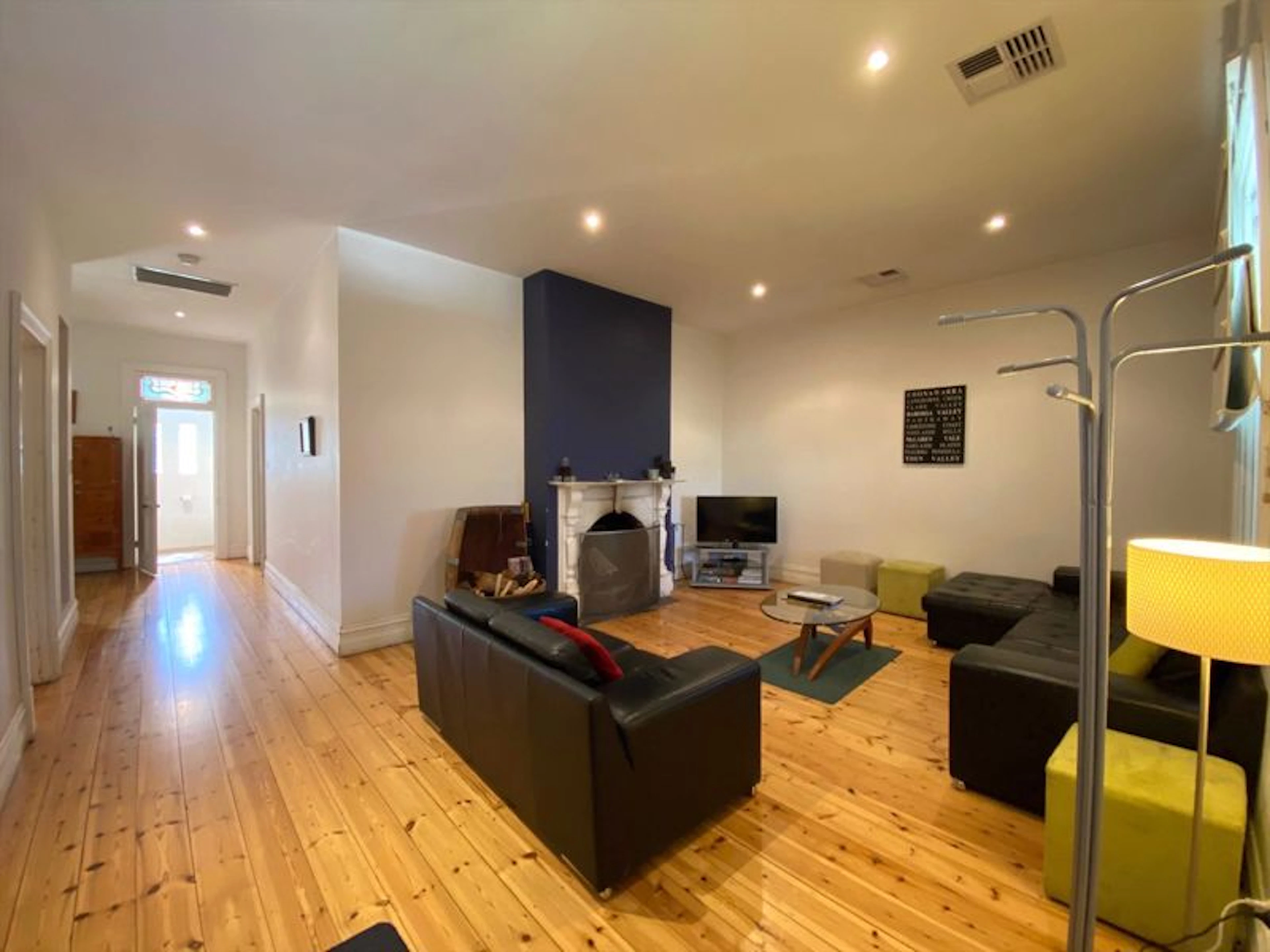 Tin House at Tanunda - Image 4