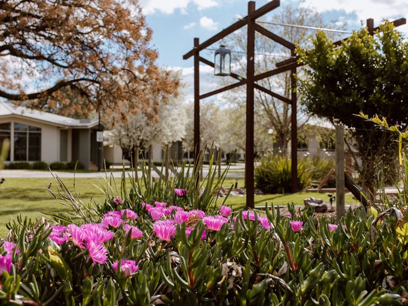 Tindarra Resort - Image 2