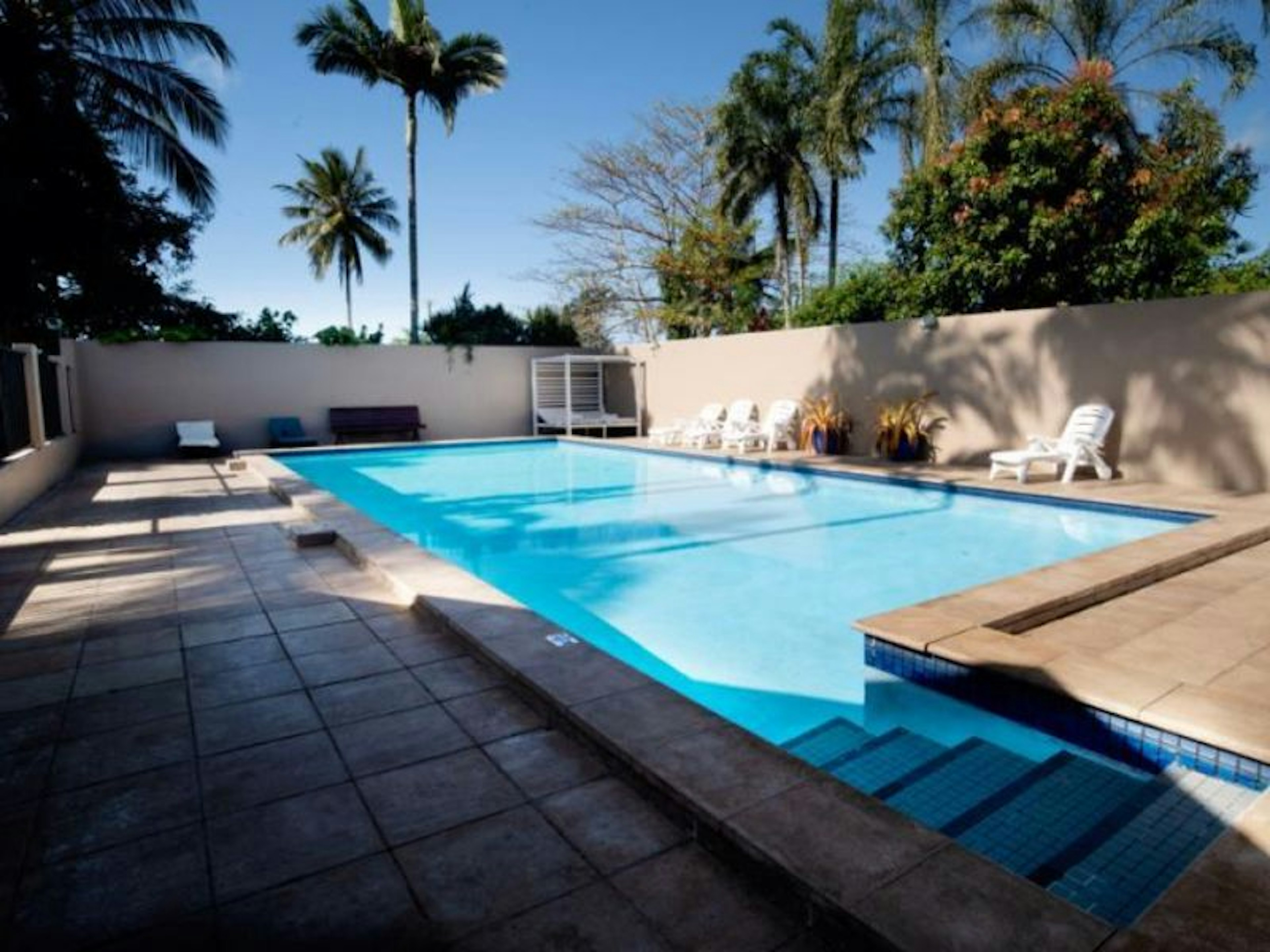 Tropical Hibiscus Caravan Park - Image 2