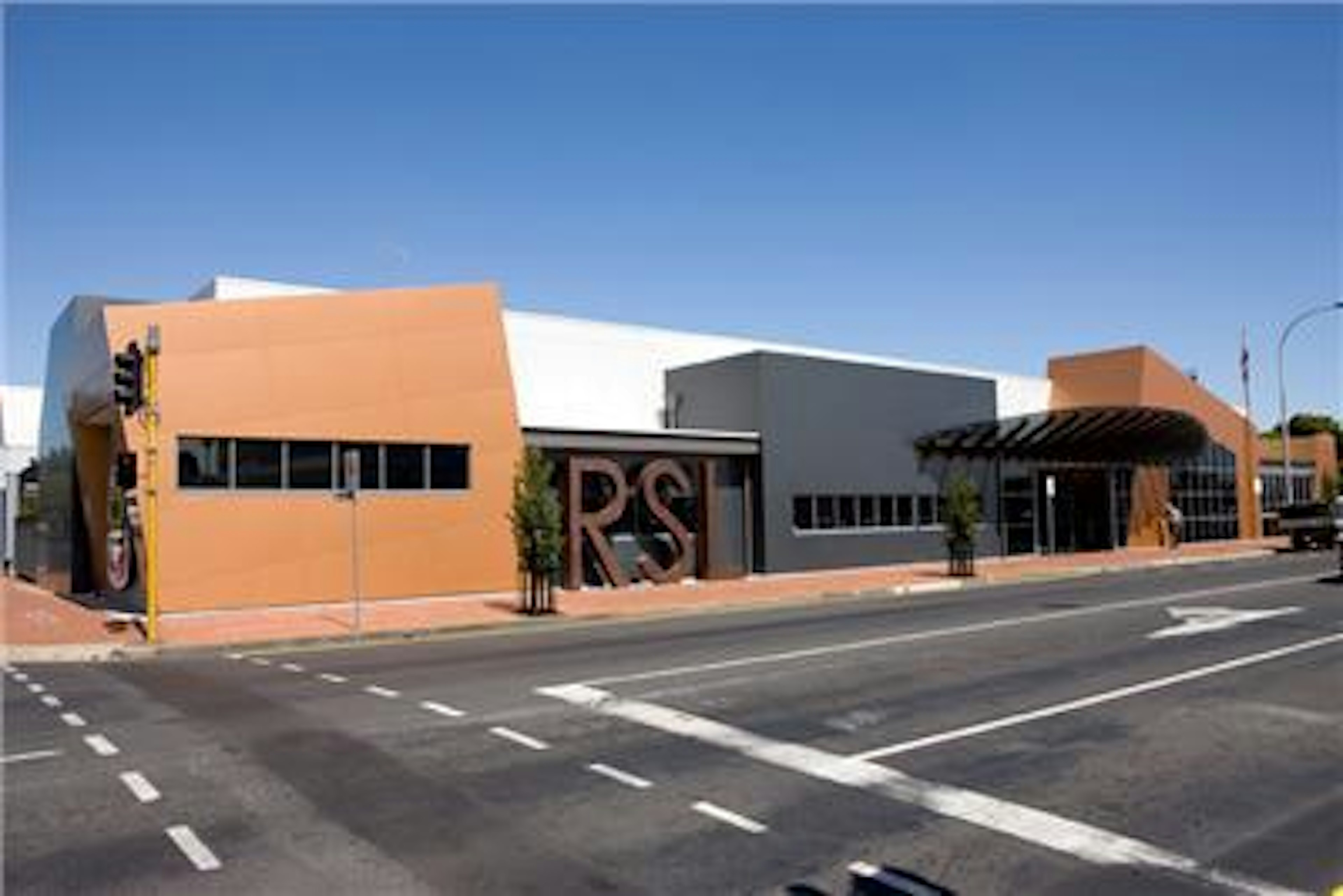 Mount Gambier Central Caravan Park - Image 2