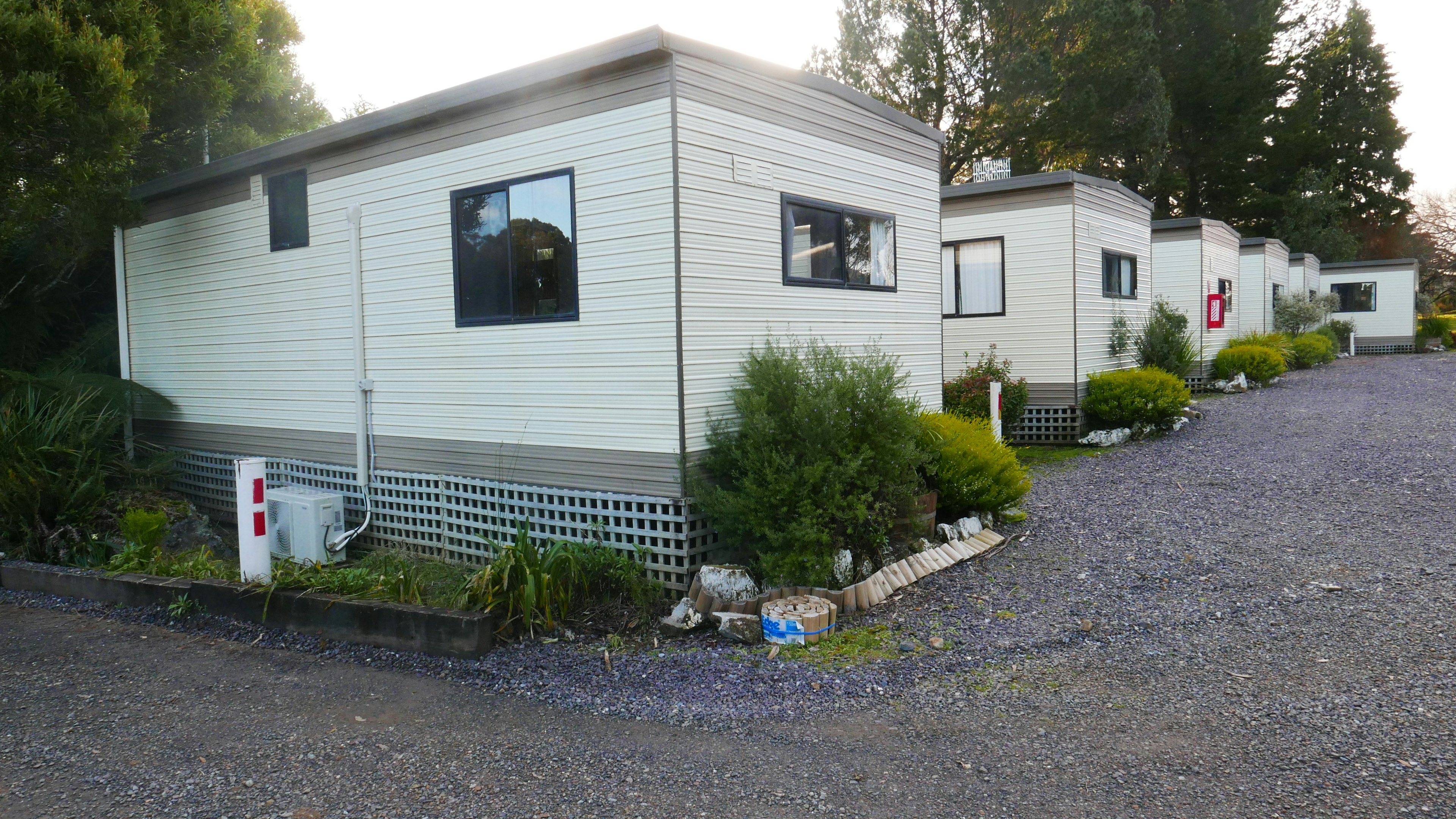 Zeehan Bush Camp thumbnail 3